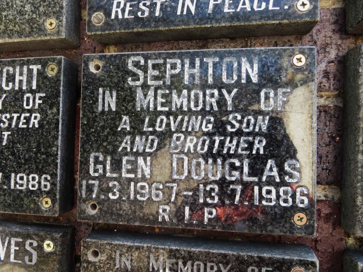 SEPHTON Glen Douglas 1967-1986