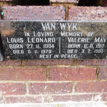 WYK Louis Leonard, van 1904-1979 &amp; Valerie May 1917-1985
