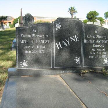 HAYNE Arthur Ernest 1913-1977 &amp; Hester Antoinette MARTIN 1921-2003