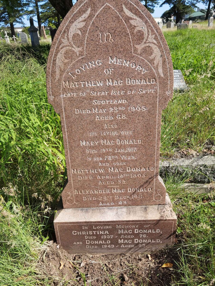 MACDONALD Matthew  -1905 &amp; Mary  -1917 - see more names