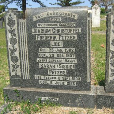 PETZER Joachim Christoffel Frederik 1902-1952 &amp; Sarah 1903-1966