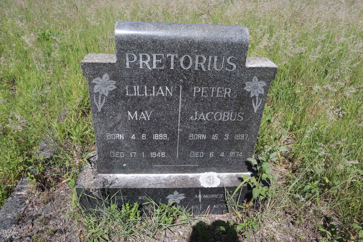 PRETORIUS Peter Jacobus 1897-1974 &amp; Lilian May 1899-1946