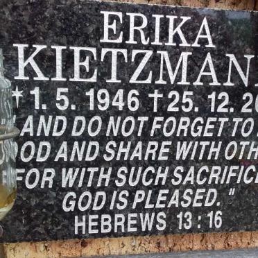 KIETZMANN Erika 1946-2011