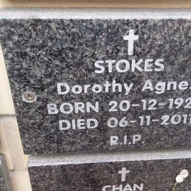 STOKES Dorothy Agnes 1924-2011