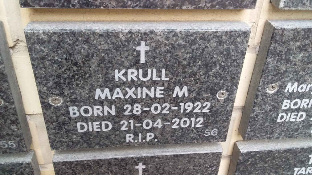 KRULL Maxine M. 1922-2012