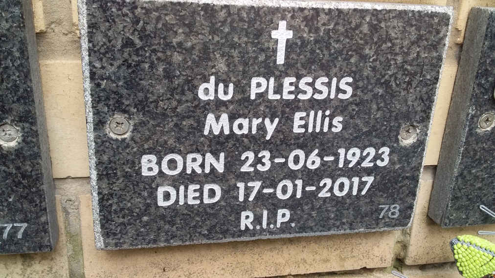 PLESSIS Mary Ellis, du 1923-2017