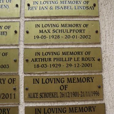 LINDSAY :: SCHULPFORT :: LE ROUX :: SCHOEKEL