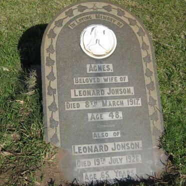 JOHNSON Leonard -1926 &amp; Agnes -1917