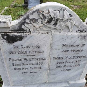 STEVENS Frank W. 1868-1929 &amp; Maria M.J. 1867-1937