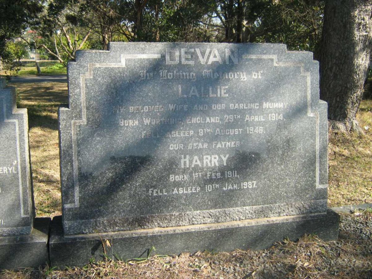 DEVAN Harry 1911-1987 &amp; Lallie 1914-1946