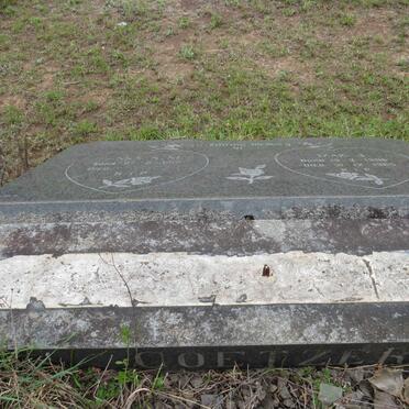 COETZER Izak J. 1906-1965 &amp; Anna S.M. 1912- 