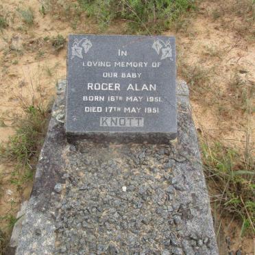 KNOTT Roger Alan 1951-1951