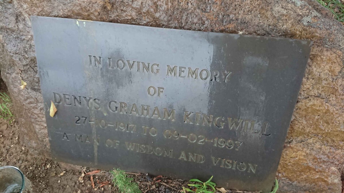 KINGWELL Denys Graham 1917-1997