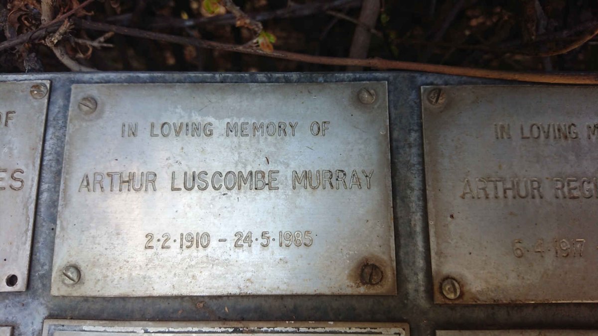 MURRAY Arthur Luscombe 1910-1985