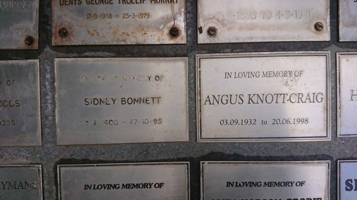 BONNETT Sidney 1908-1995 :: KNOTT-CRAIG Angus 1932-1998