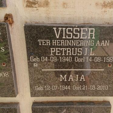 VISSER Petrus J.L. 1940-1987 &amp; Maja 1944-2010