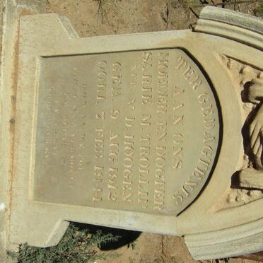 TROLLIP Sarie M. nee V.D. HOOGEN 1912-1941