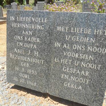 BEZUIDENHOUT Abel J.H. 1893-1968 &amp; Gertruida J. SLABBERT 1891-1963