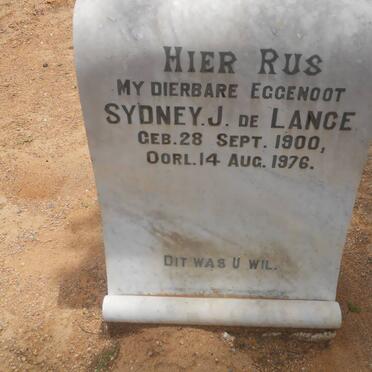 L - Vanne :: Surnames - L