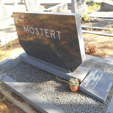 MOSTERT Coerrie 1910-1977 &amp; Annie 1929-1999 :: ERASMUS A.G. Peggy 1947-2011