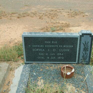 LUDIK Sophia J.D. 1884-1970