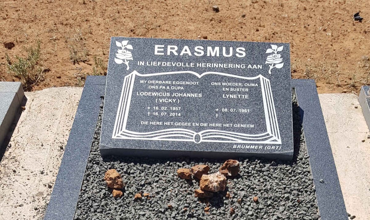 ERASMUS Lodewikus Johannes 1957-2014 &amp; Lynette 1961-