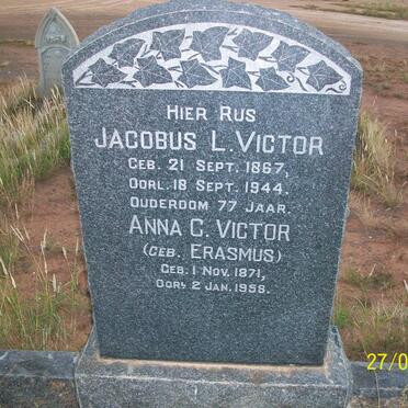 VICTOR Jacobus L. 1867-1944 &amp; Anna C. ERASMUS 1871-1958