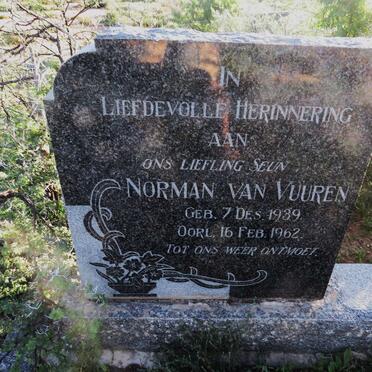 VUUREN Norman, van 1939-1962