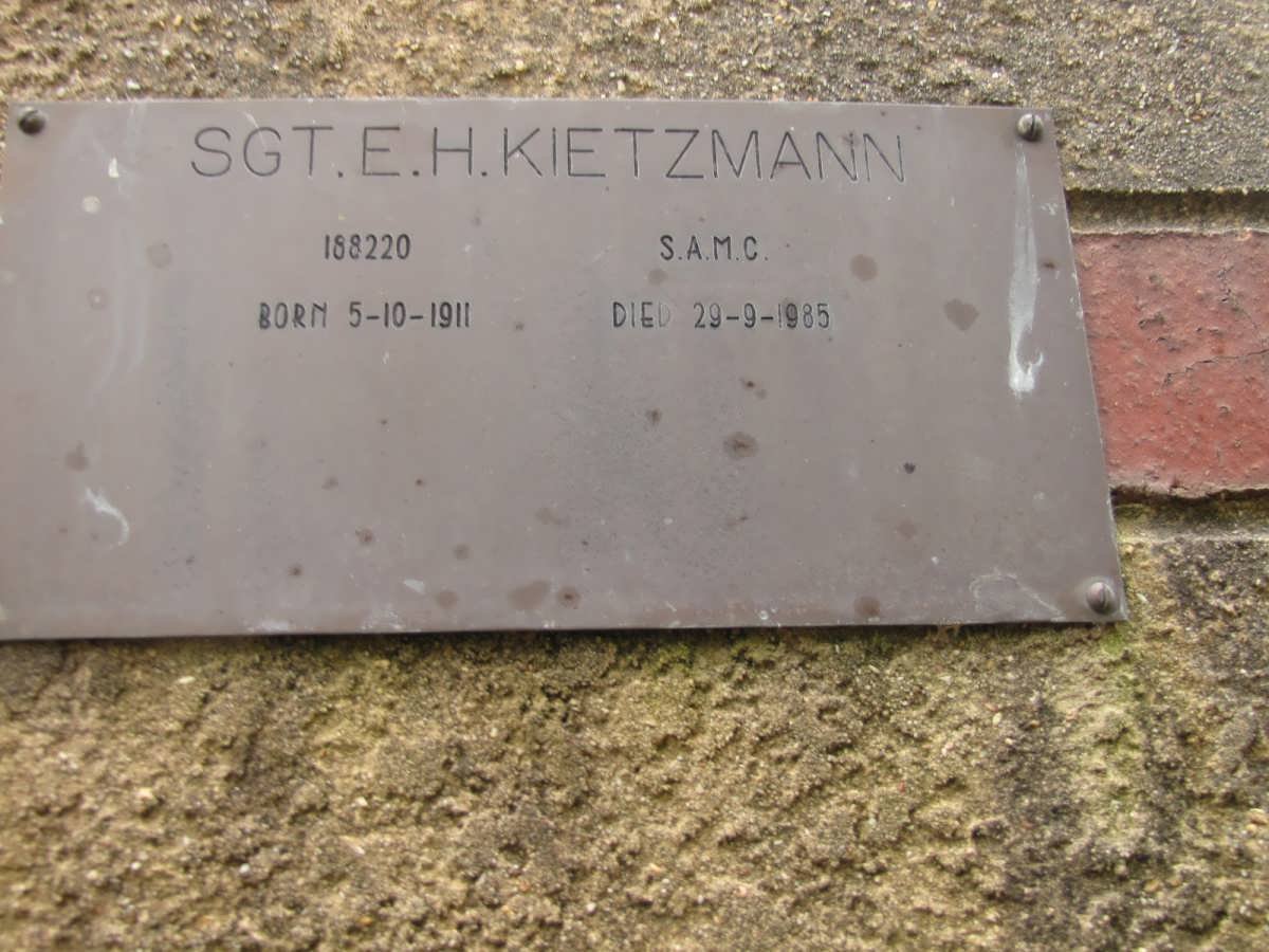 KIETZMANN E.H. 1911-1985