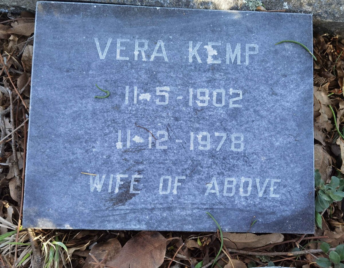 KEMP Vera 1902-1978