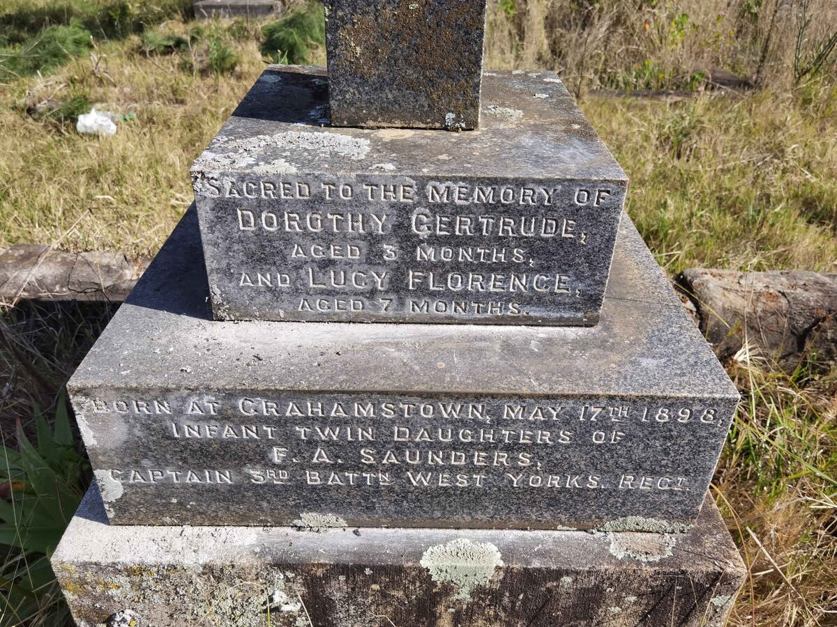 SAUNDERS Dorothy Gertrude 1898- :: SAUNDERS Lucy Florence 1898-