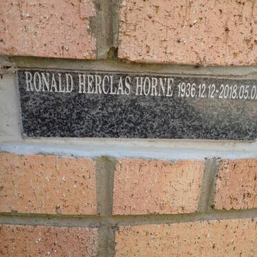 HORNE Ronald Herclas 1936-2018