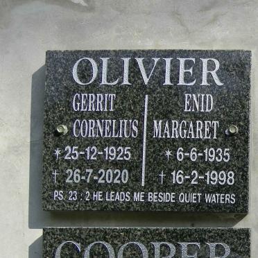 OLIVIER Gerrit Cornelius 1925-2020 &amp; Enid Margaret 1935-1998