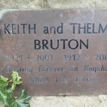 BRUTON Keith 1921-2001 &amp; Thelma 1912-2000