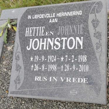 JOHNSTON Johnnie 1918-2010 &amp; Hettie 1924-1998