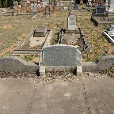 LOUWRENS Hendrik Dinnie &amp; Hannie