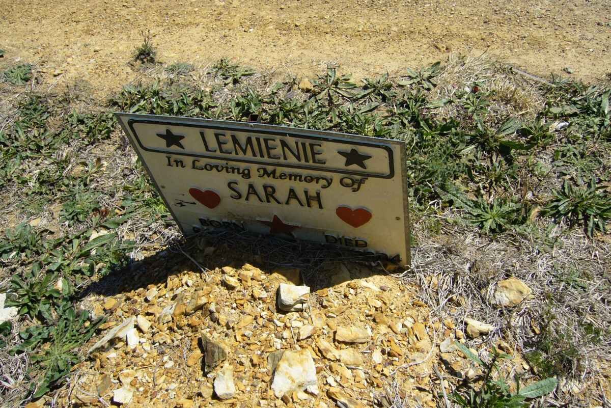 LEMIENIE Sarah -2004