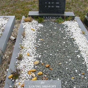 TURNER Peter James 1925-200 :: HASKINGS Lily 1910-1996