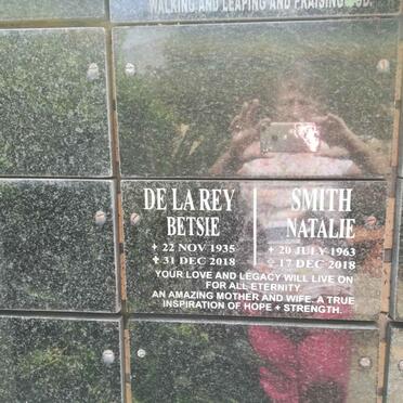 REY Betsie, de la 1935-2018 :: SMITH Natalie 1963-2018