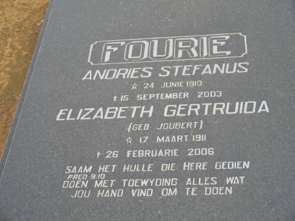 FOURIE Andries Stefanus 1910-2003 &amp; Elizabeth Gertruida JOUBERT 1911-2006