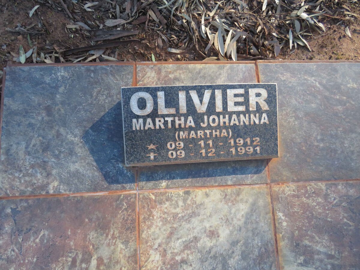 OLIVIER Martha Johanna 1912-1991