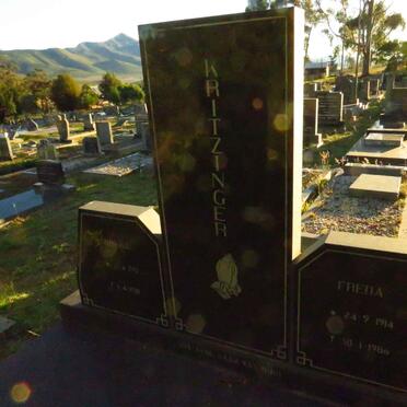 KRITZINGER Bokkie 1911-1981 & Freda 1914-1986 _1