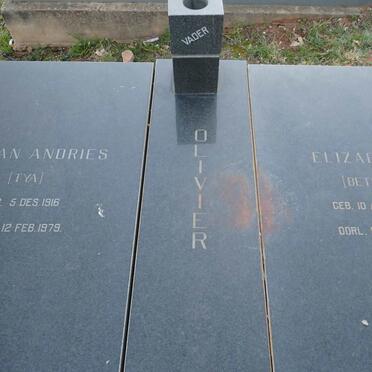 OLIVIER Johan Andries 1916-1979 & Elizabeth 1916-1977