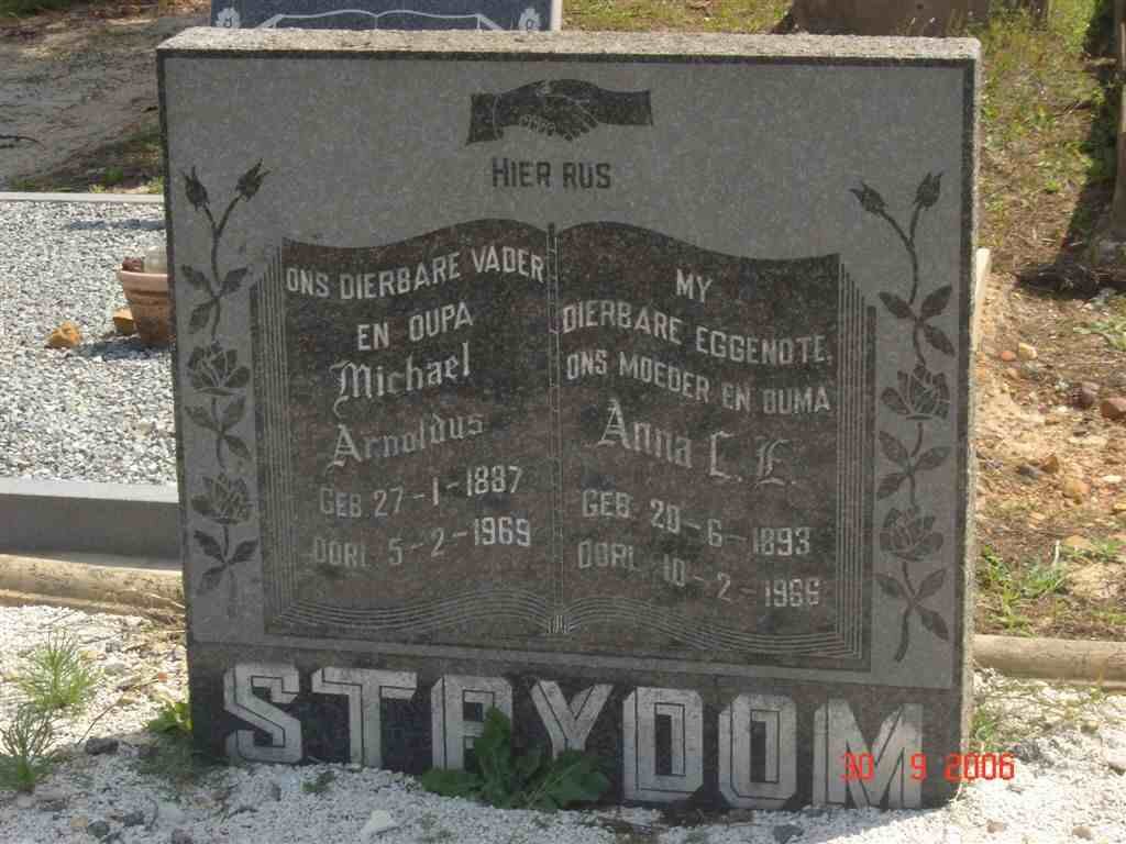 STRYDOM Michael Arnoldus 1887-1969 &amp; Anna C.E. 1893-1966