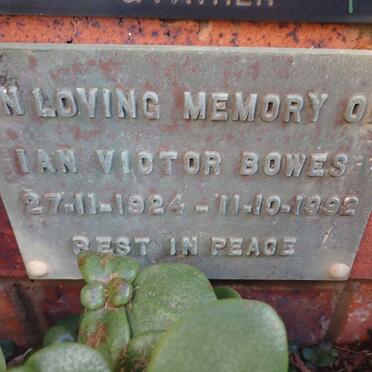 BOWES Ian Victor 1924-1992