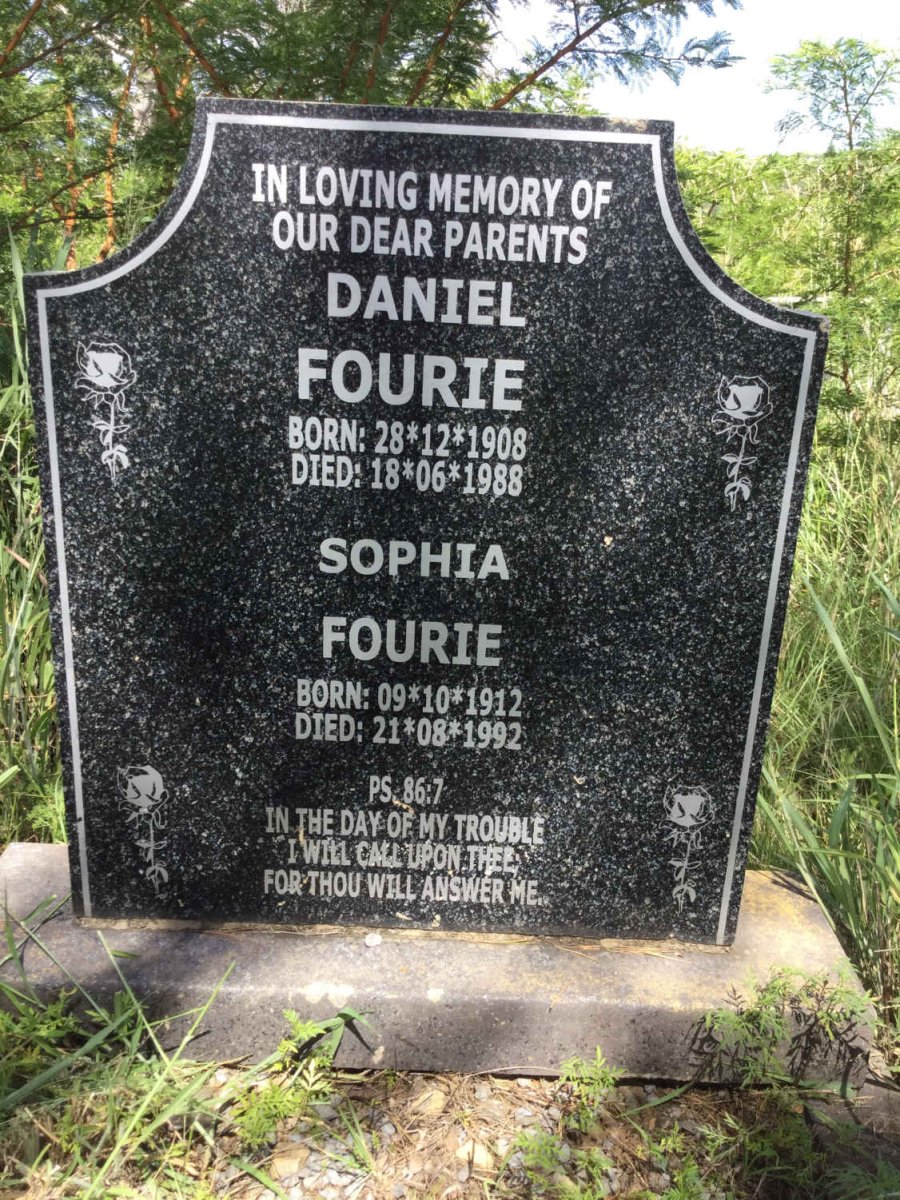 FOURIE Daniel 1908-1988 &amp; Sophia 1912-1992