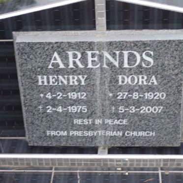 ARENDS Henry 1912-1975 &amp; Dora 1920-2007