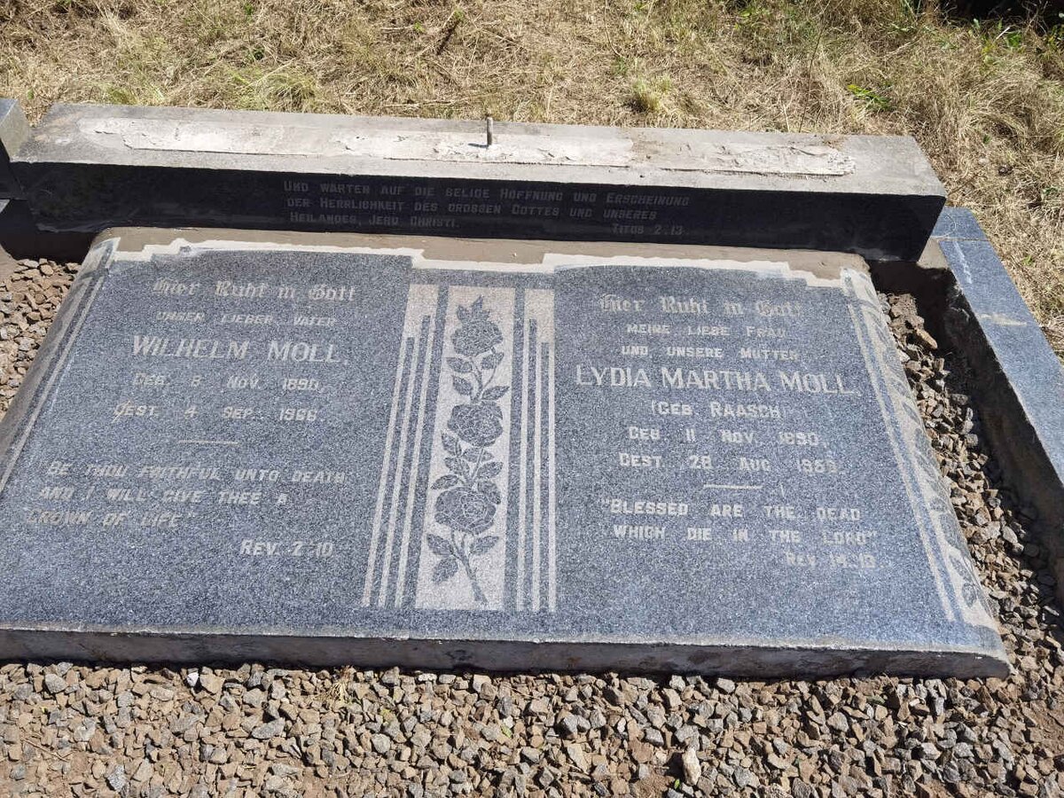 MOLL Wilhelm 1890-1966 & Lydia Martha RAASCH 1890-1959