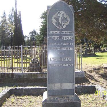 REYNOLDS Walter 1868-1887 :: REYNOLDS Agnes May -1927