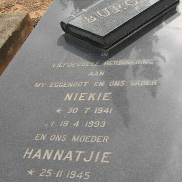 BURGER Niekie 1941-1993 &amp; Hannatjie 1945-